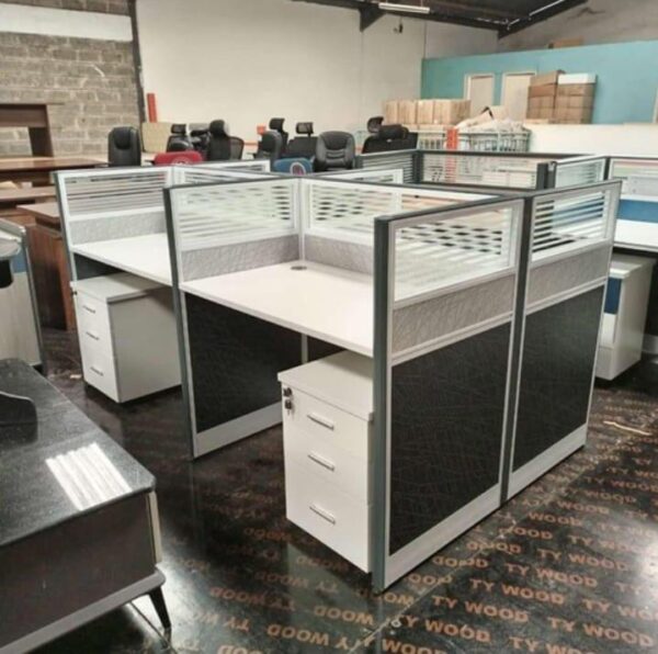 White Four-Way Working Station. - Image 4