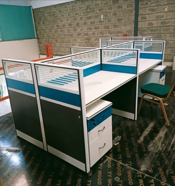 White Four-Way Working Station. - Image 3